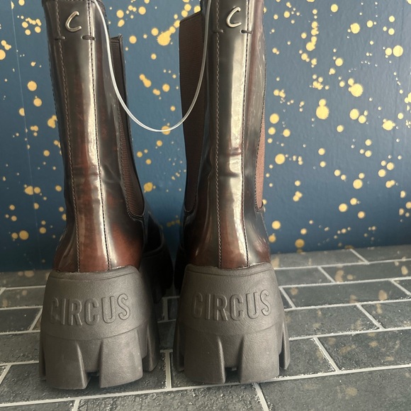 Circus NY by Sam Edelman Women's Ana Chelsea Boot - Picture 3 of 3